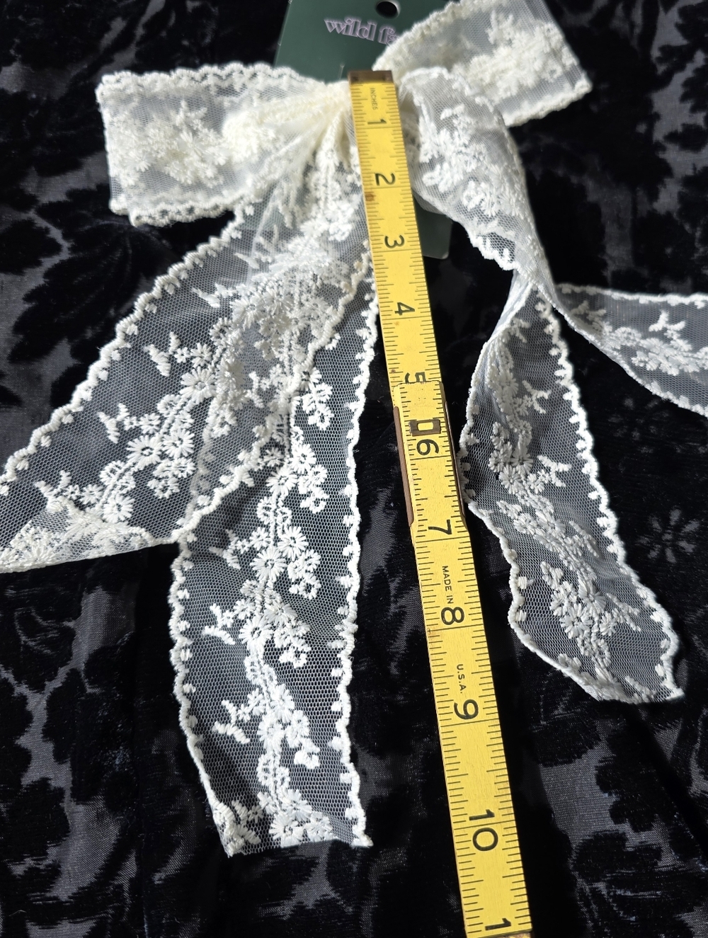 Oversized Romantic White Lace Bow On Barette Clip - Picture 2 of 5